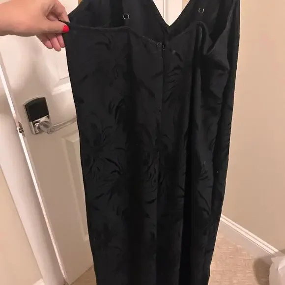 Leith Black Jacquard V-Neck Wide-Leg Jumpsuit – Size Small - Picture 3 of 4